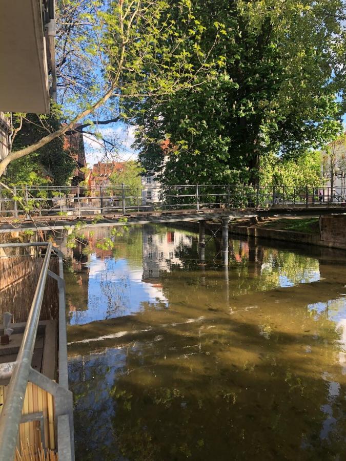 Ferienwohnung Blickfang - Modernes Apartment Direkt In Der Altstadt Von Erfurt Mit Balkon - Beste Lage Und Aussicht Εξωτερικό φωτογραφία