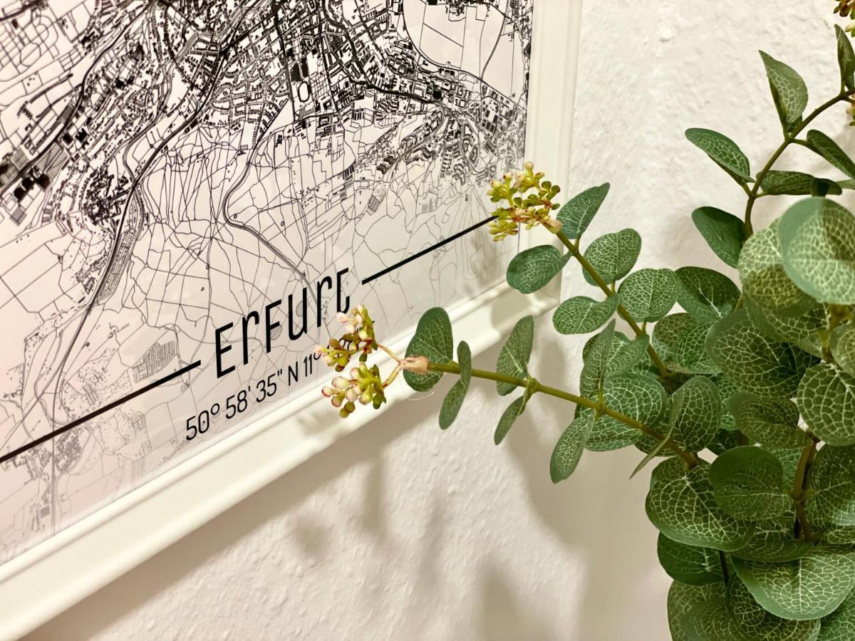 Ferienwohnung Blickfang - Modernes Apartment Direkt In Der Altstadt Von Erfurt Mit Balkon - Beste Lage Und Aussicht Εξωτερικό φωτογραφία